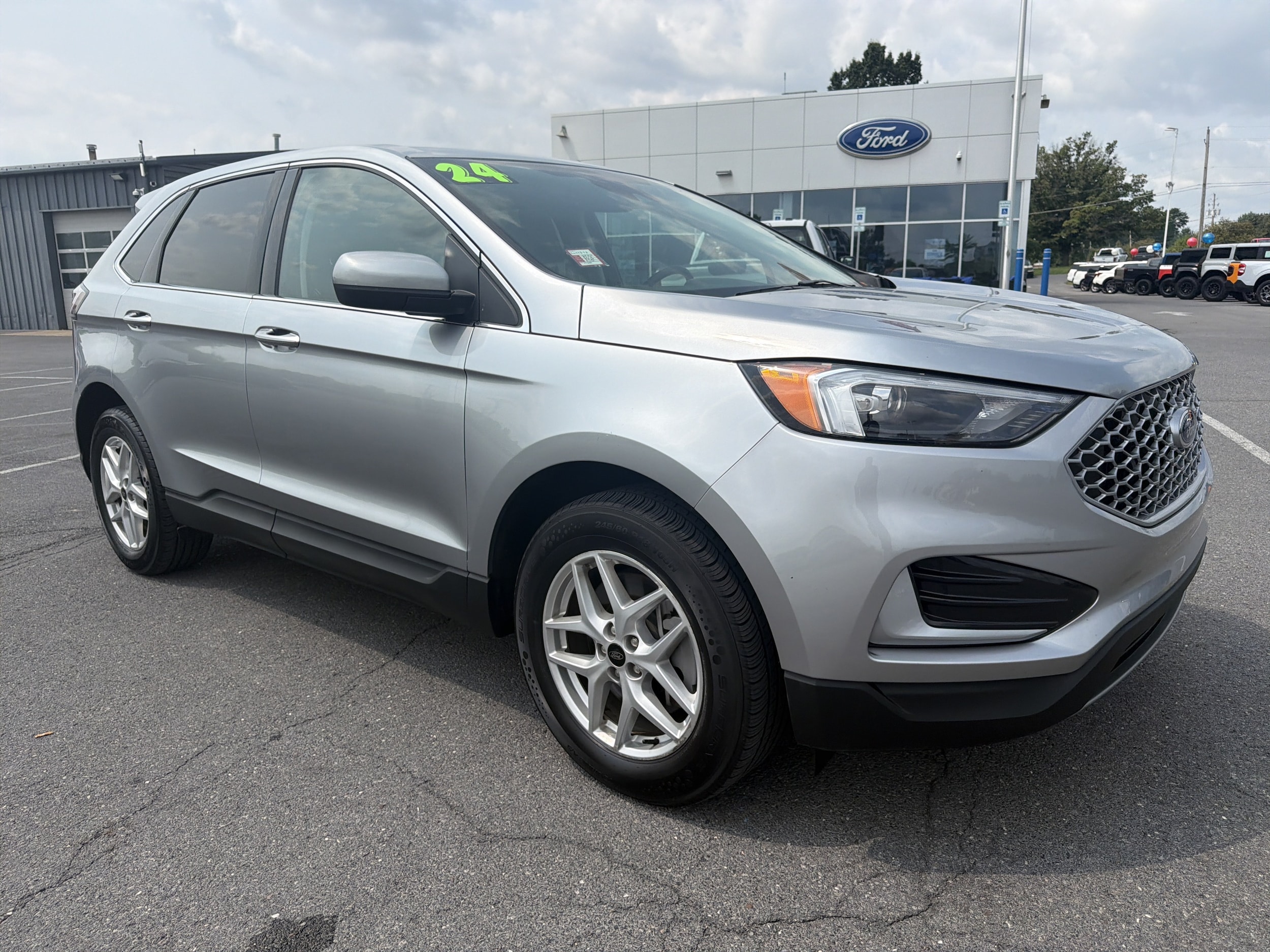 2024 Ford Edge