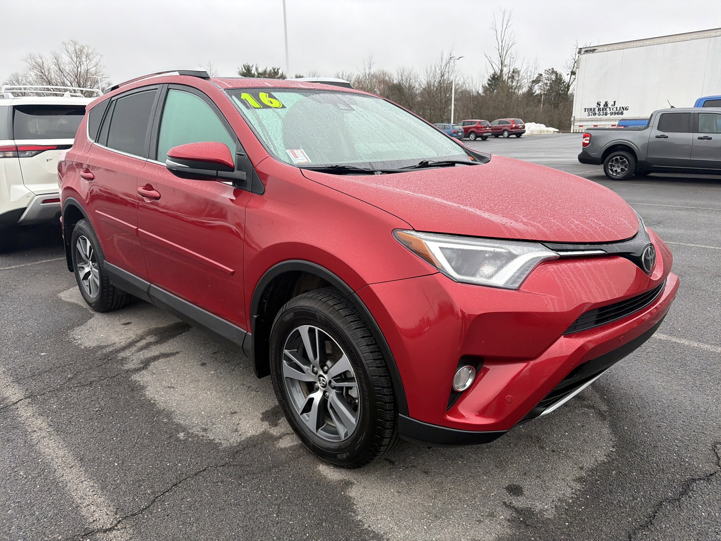 2016 Toyota RAV4 XLE