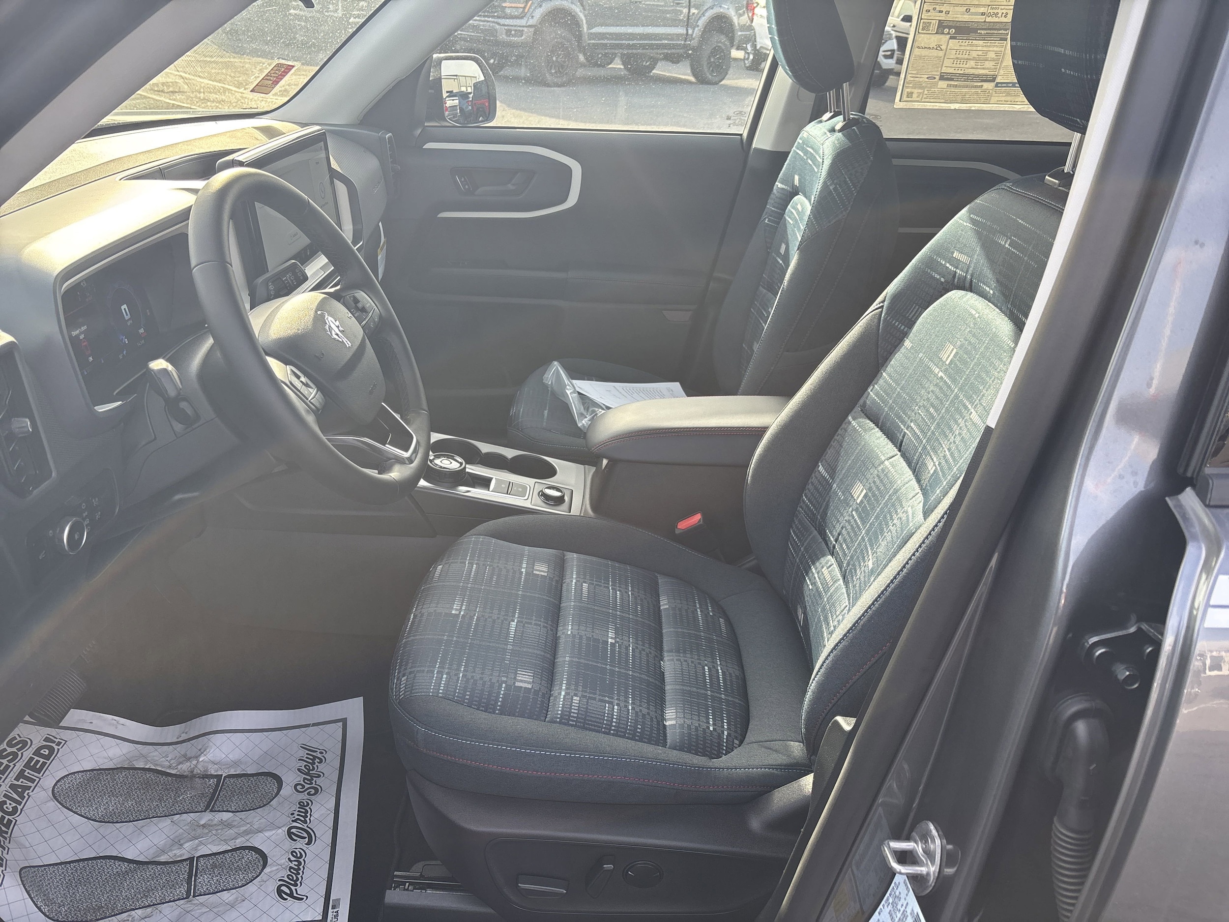 2025 Ford Bronco Sport Heritage - Photo 11