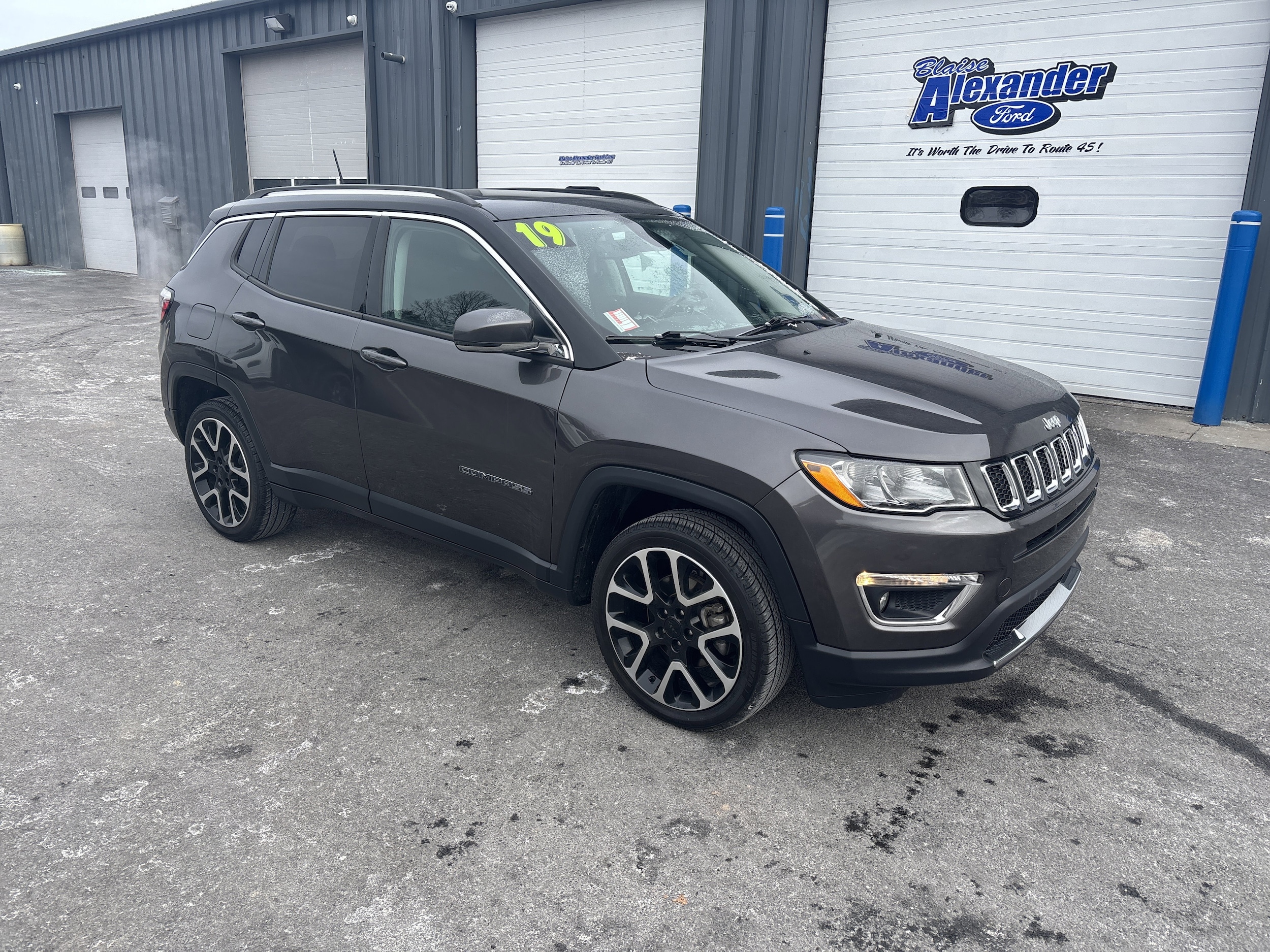 2019 Jeep Compass Limited's photo