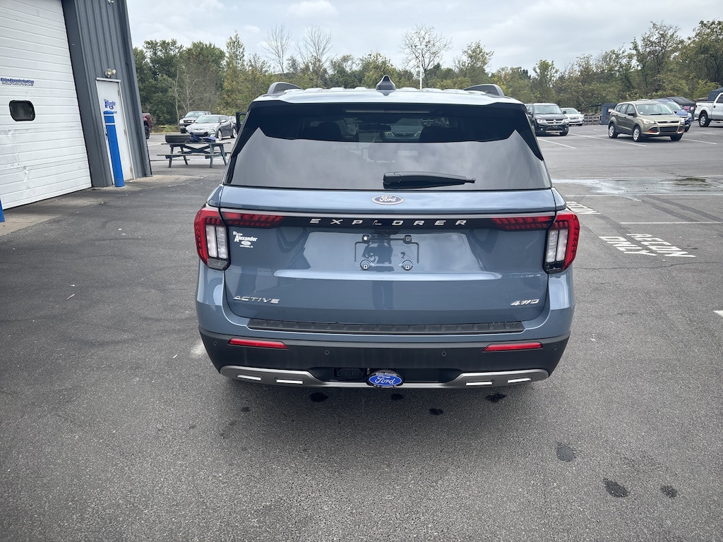 New 2025 Ford Explorer Active SUV