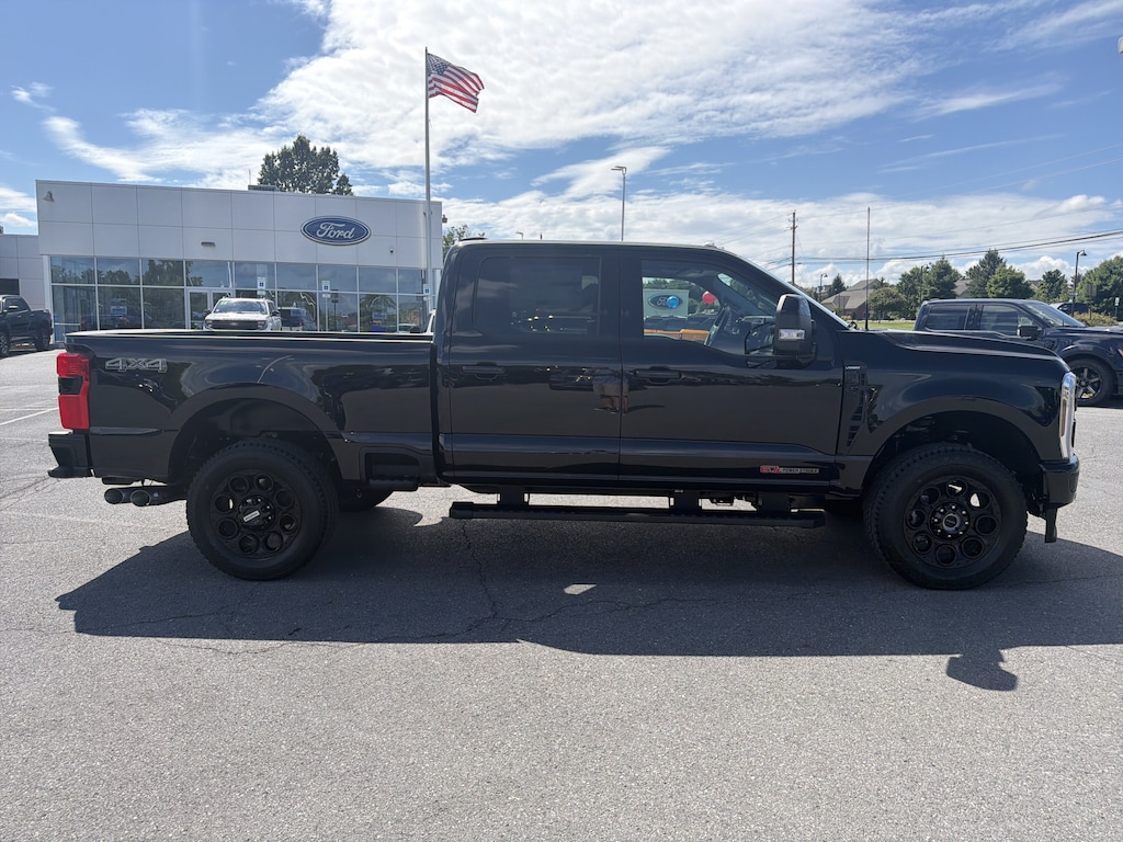 New 2026 Ford F-250 LARIAT Truck Crew Cab
