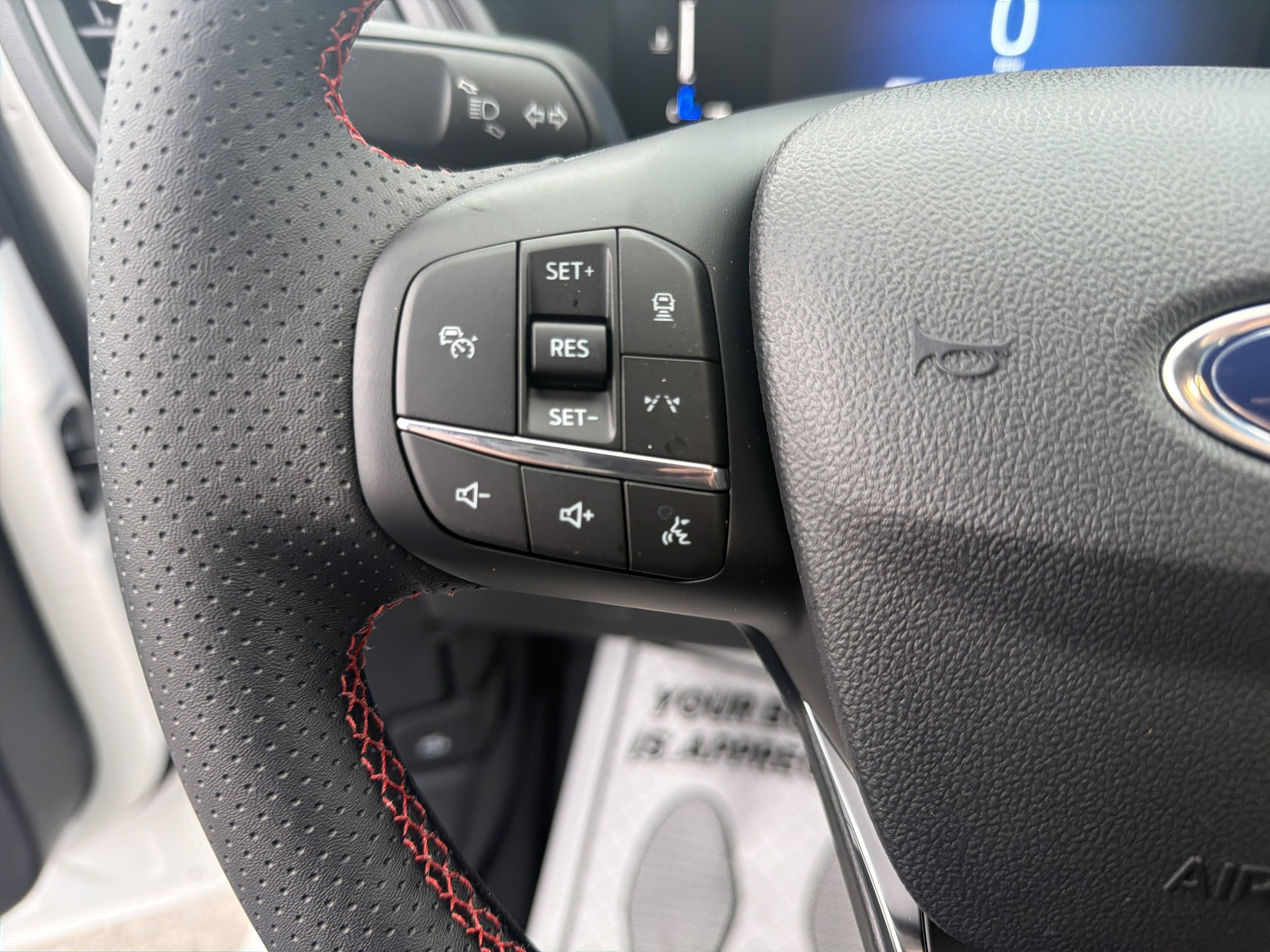 2026 Ford Escape ST-Line - Photo 18