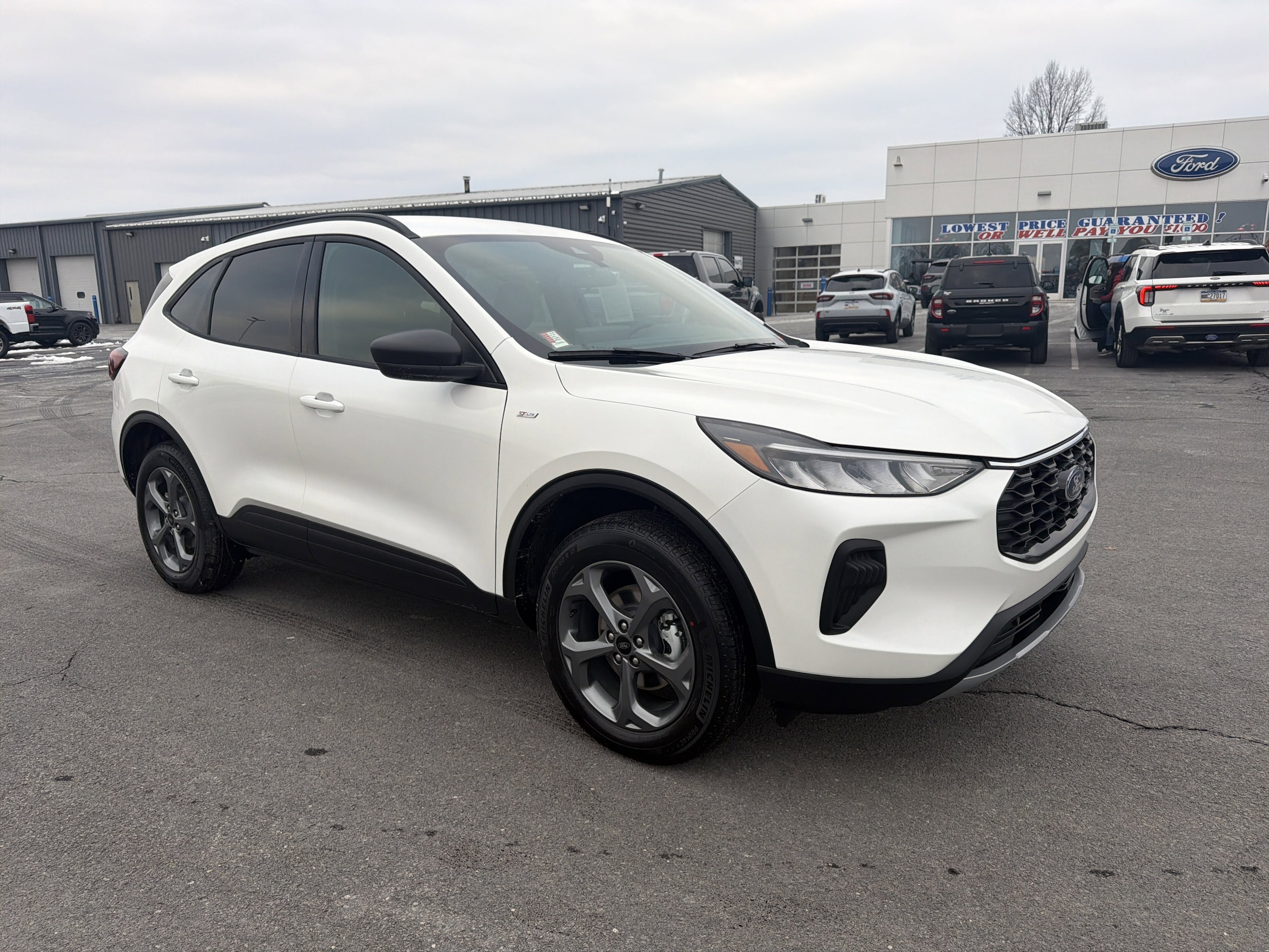 2026 Ford Escape ST-Line's photo