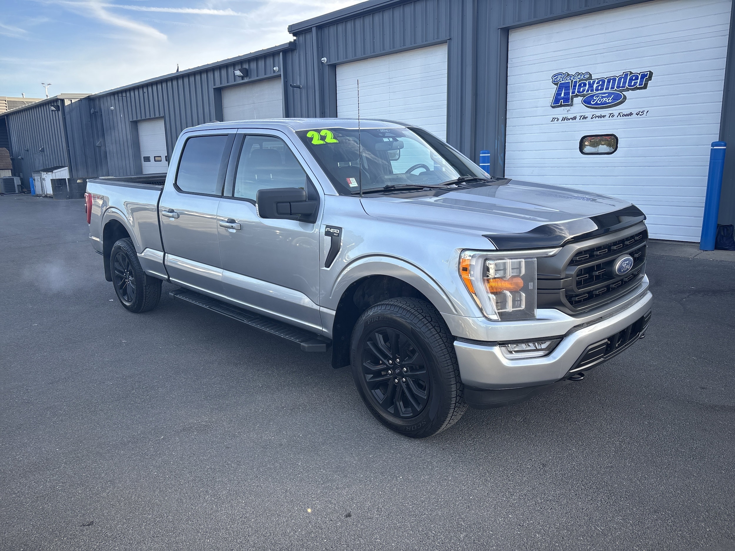 2022 Ford F-150 XLT's photo