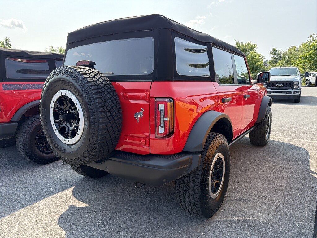 Used 2023 Ford Bronco Badlands SUV