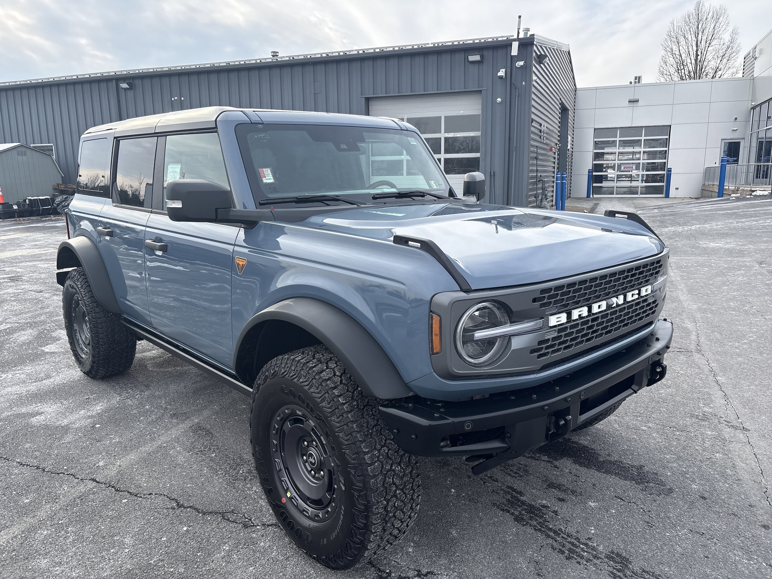2025 Ford Bronco 4-Door Badlands's photo
