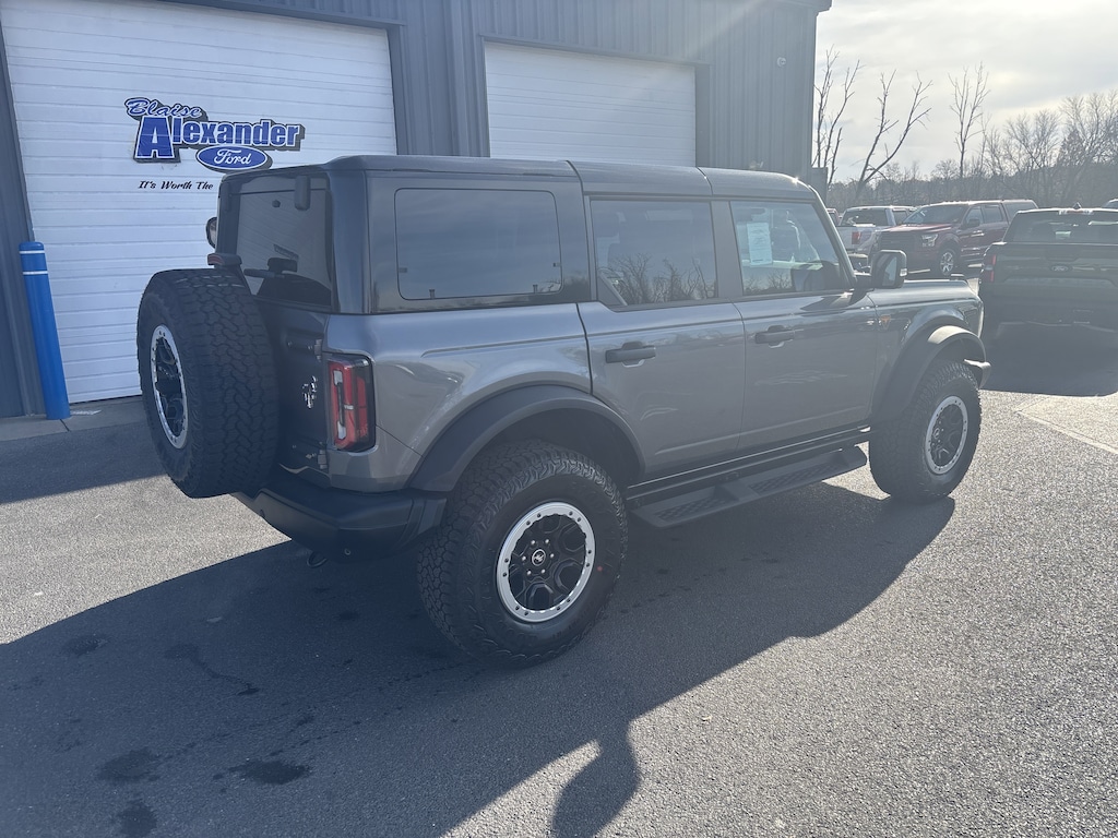 New 2025 Ford Bronco Badlands SUV