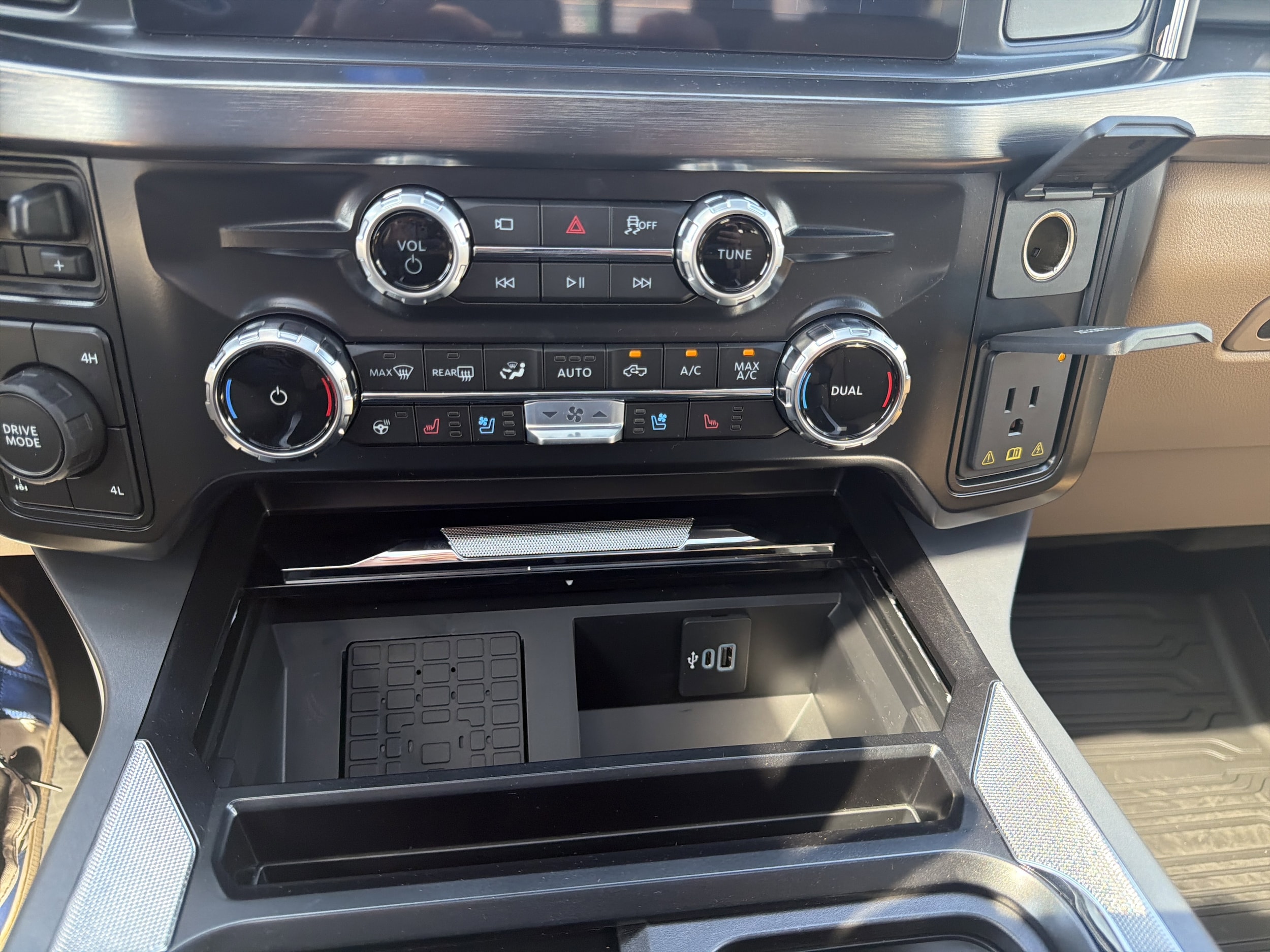 2025 Ford F-250 Super Duty Lariat - Photo 54