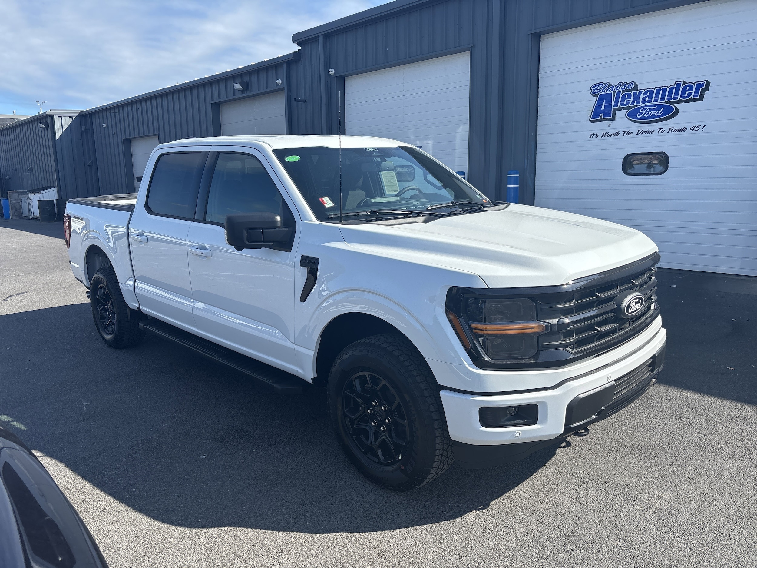 2025 Ford F-150 XLT's photo