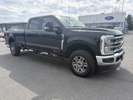 2024 Ford Super Duty F-350 SRW LARIAT Truck Crew Cab