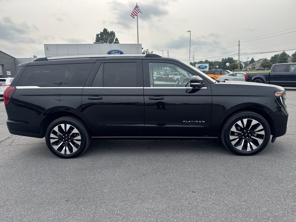 Used 2025 Ford Expedition Max Platinum SUV
