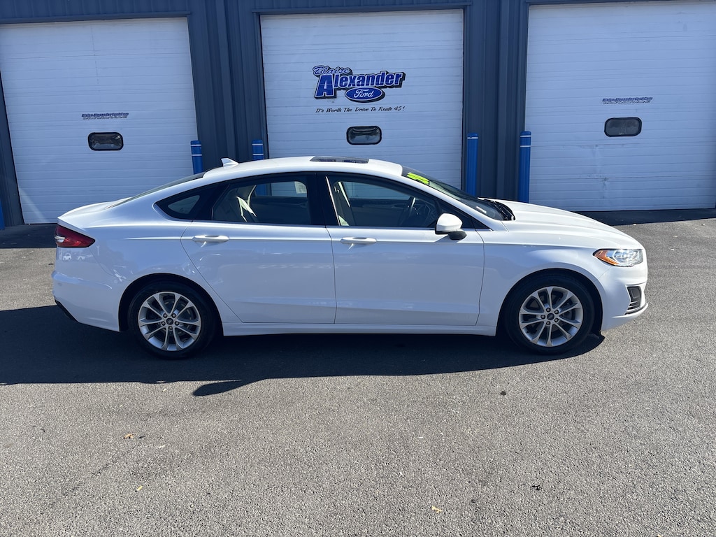 Used 2020 Ford Fusion Hybrid SE Sedan
