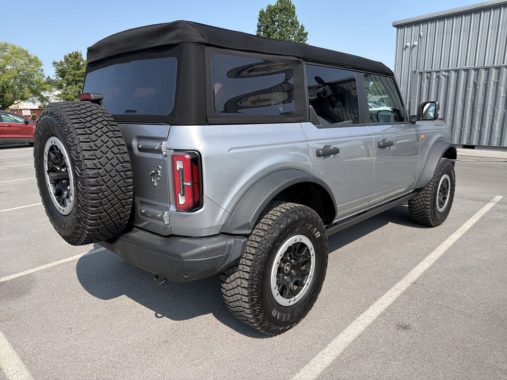 Used 2024 Ford Bronco Badlands SUV