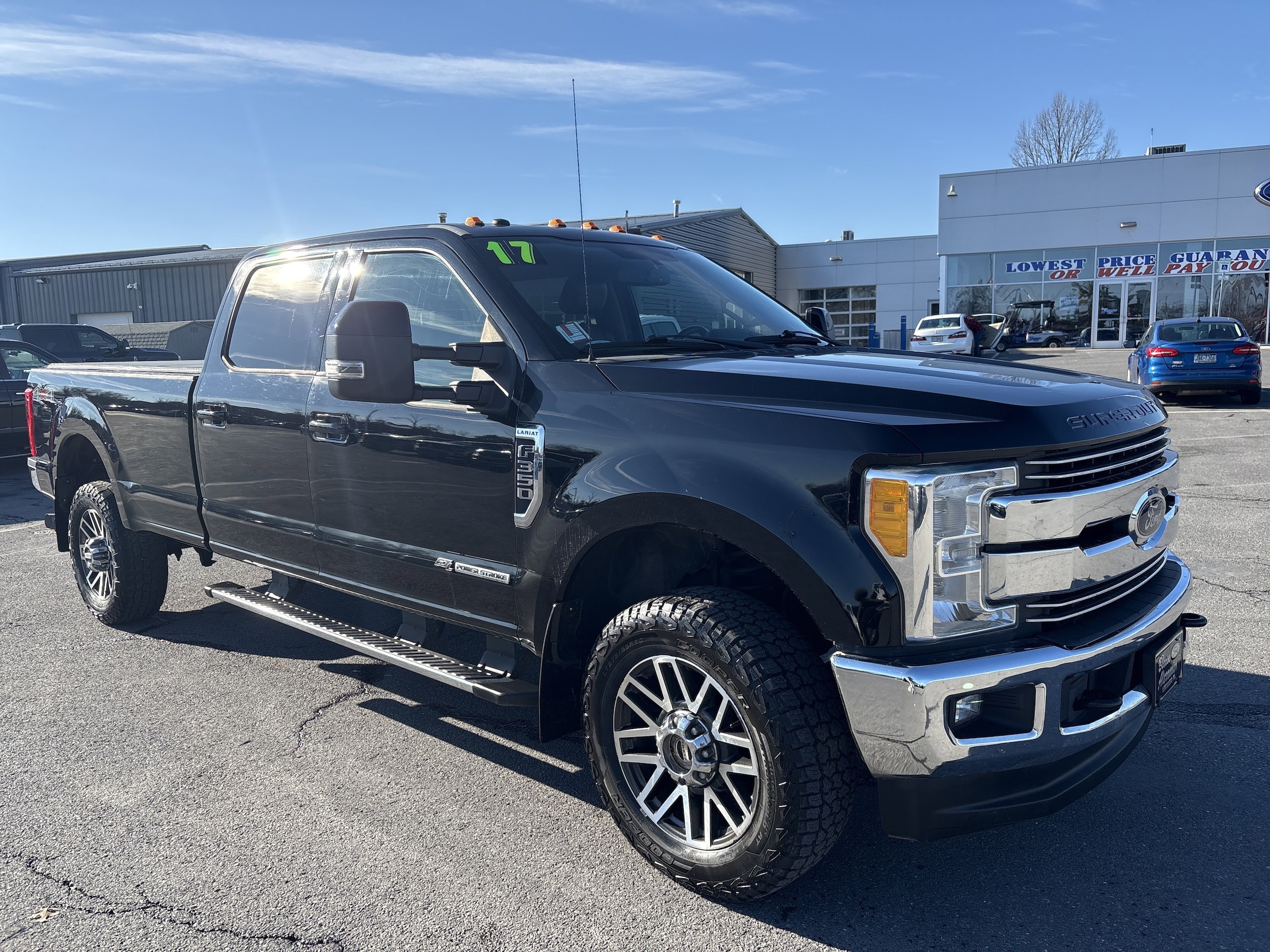 2017 Ford F-350 Super Duty Lariat