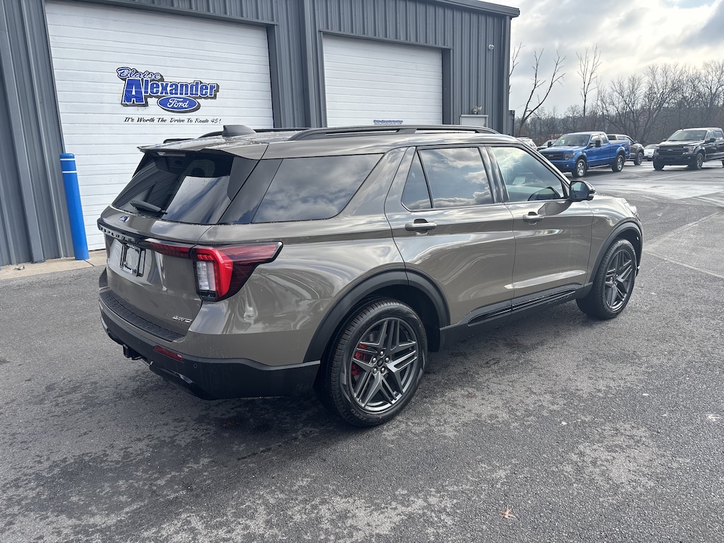 New 2026 Ford Explorer ST-Line SUV