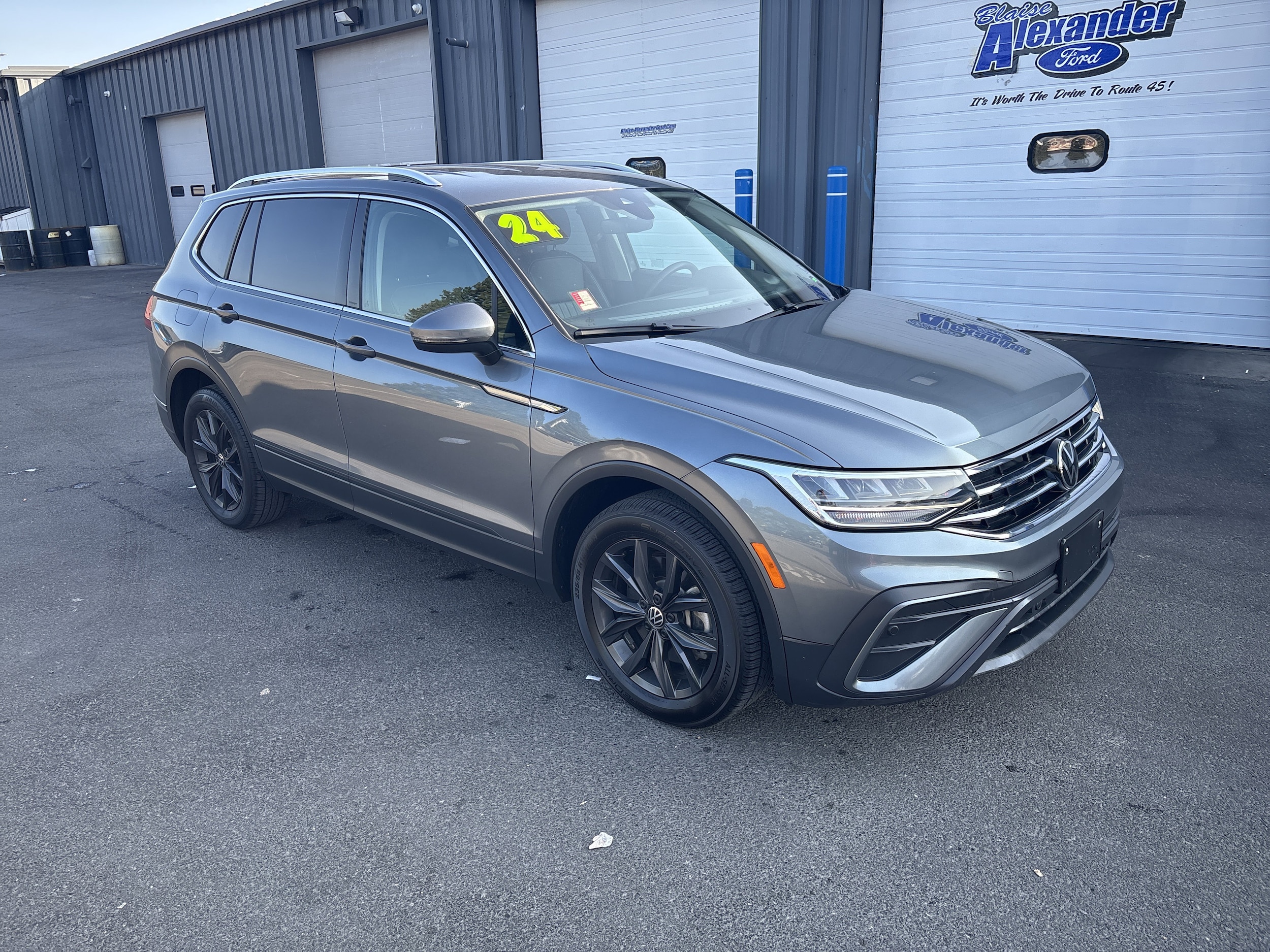2024 Volkswagen Tiguan SE