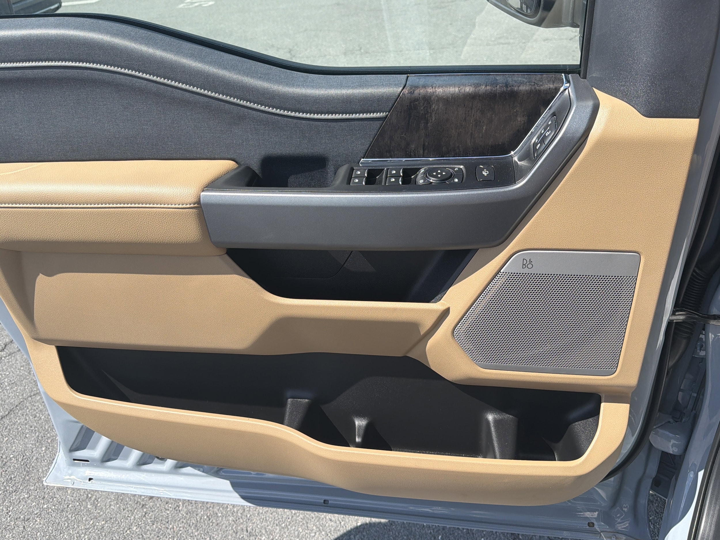 2025 Ford F-250 Super Duty Lariat - Photo 29