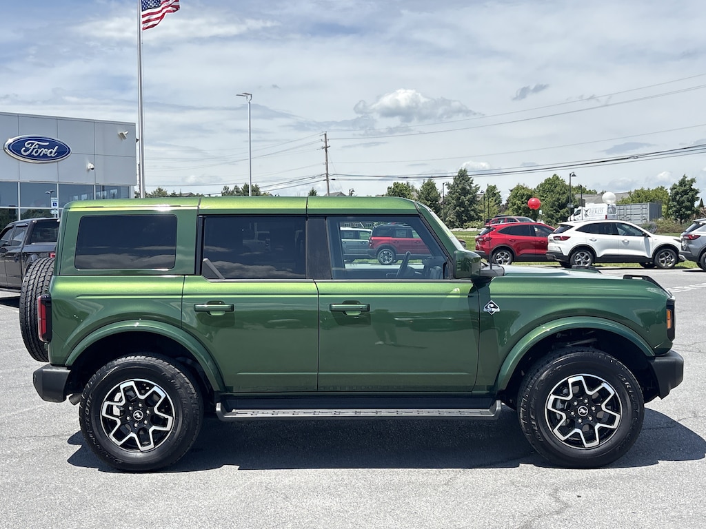 Certified 2025 Ford Bronco Outer Banks SUV