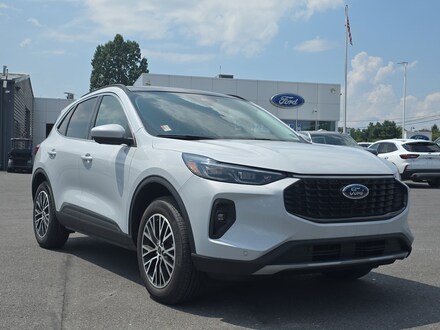 2025 Ford Escape Plug-in Hybrid SUV