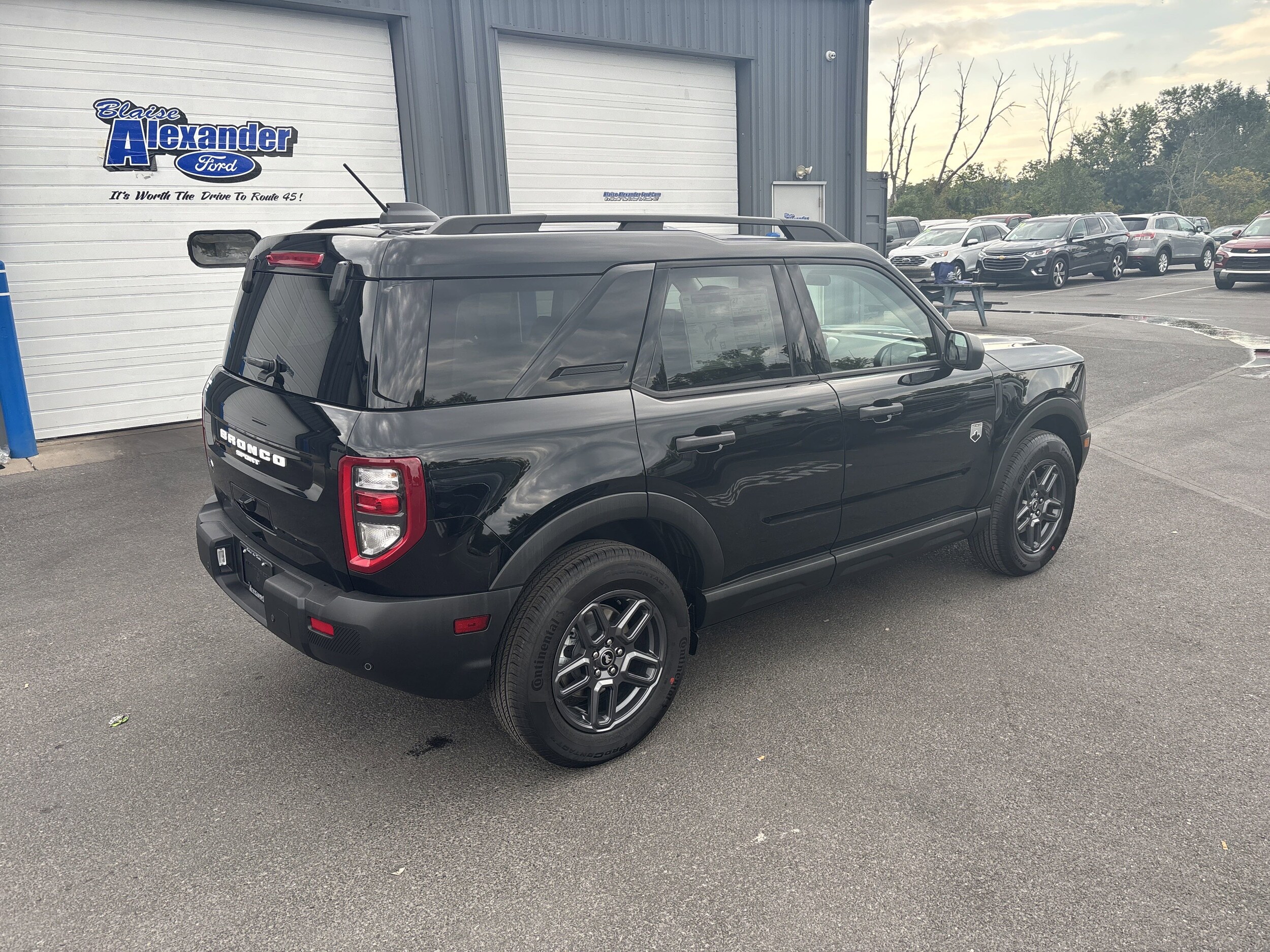 2025 Ford Bronco Sport Big Bend photo 2