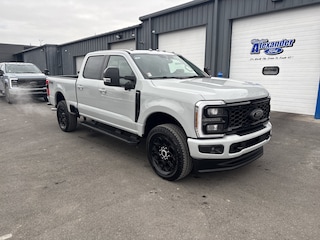2026 Ford F-350 LARIAT Truck Crew Cab