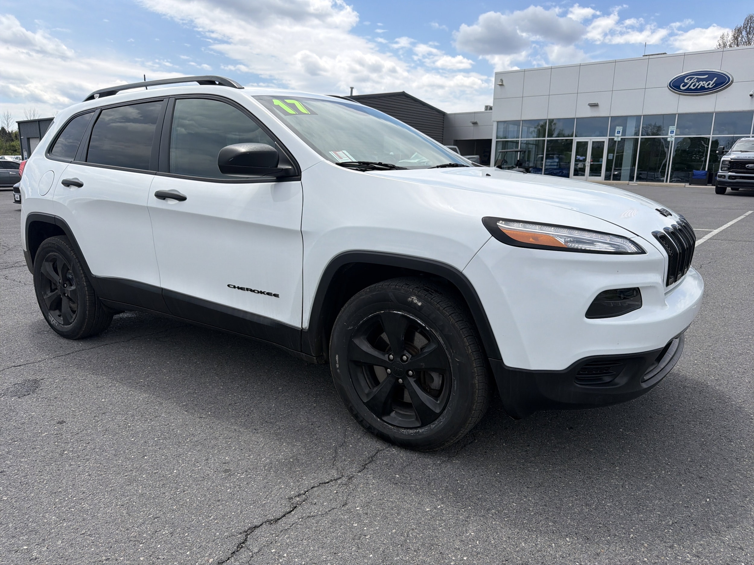 2017 Jeep Cherokee Sport Altitude