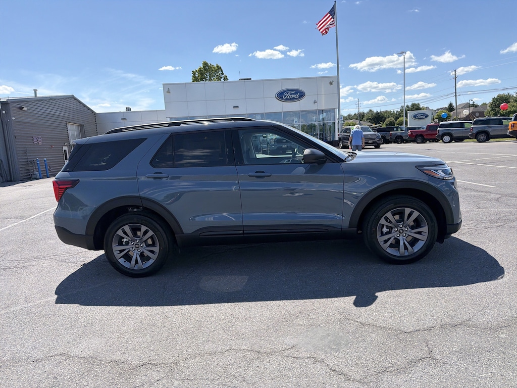 New 2026 Ford Explorer SUV
