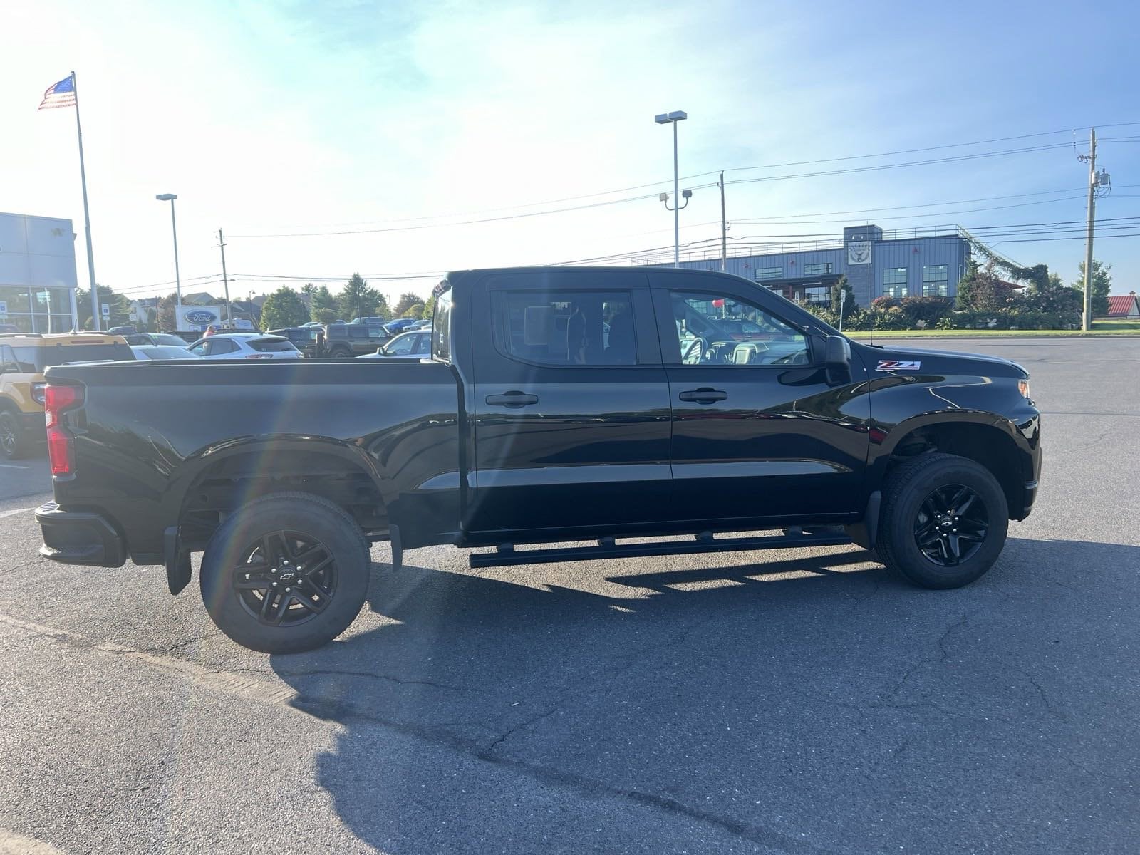 Used 2021 Chevrolet Silverado 1500 Custom with VIN 1GCPYCEF7MZ172906 for sale in Lewisburg, PA