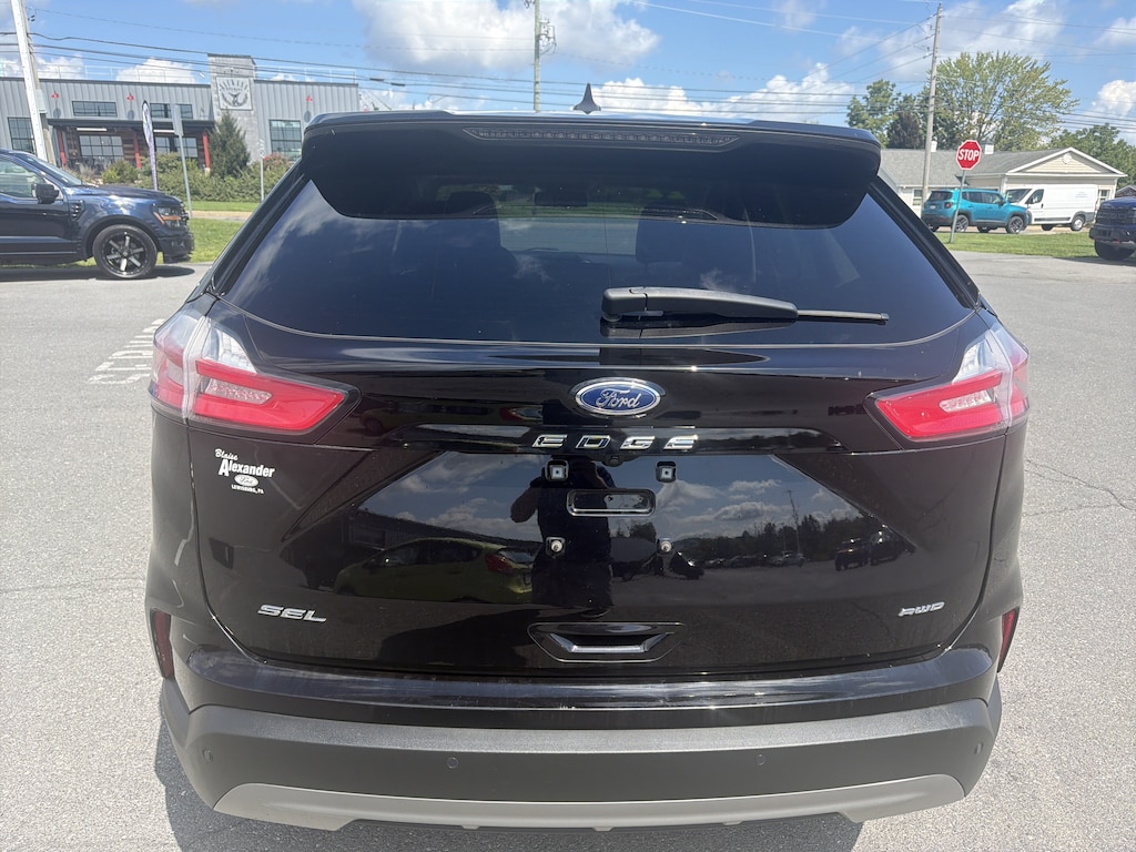 Used 2022 Ford Edge SEL SUV