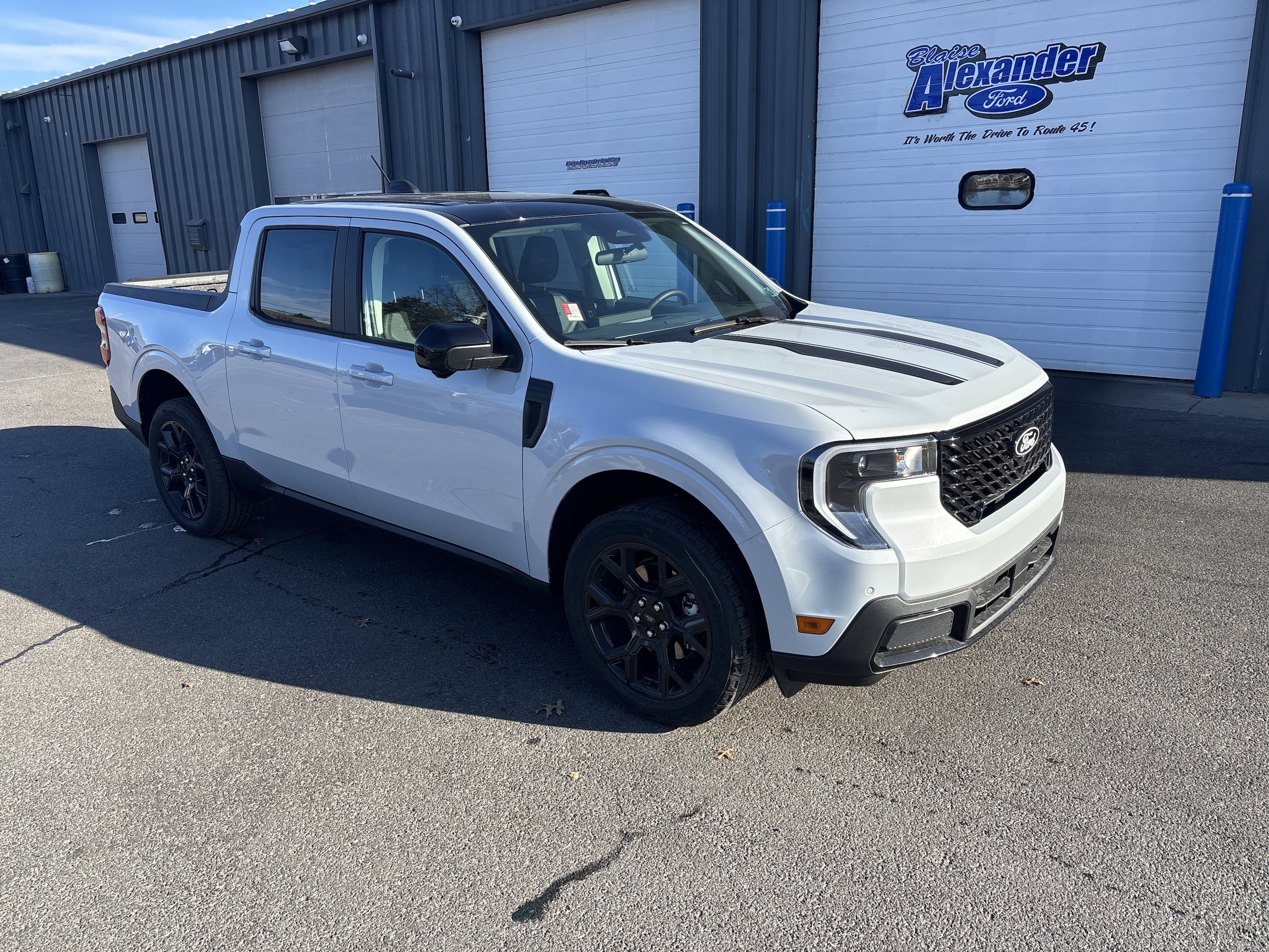 2025 Ford Maverick Lariat's photo