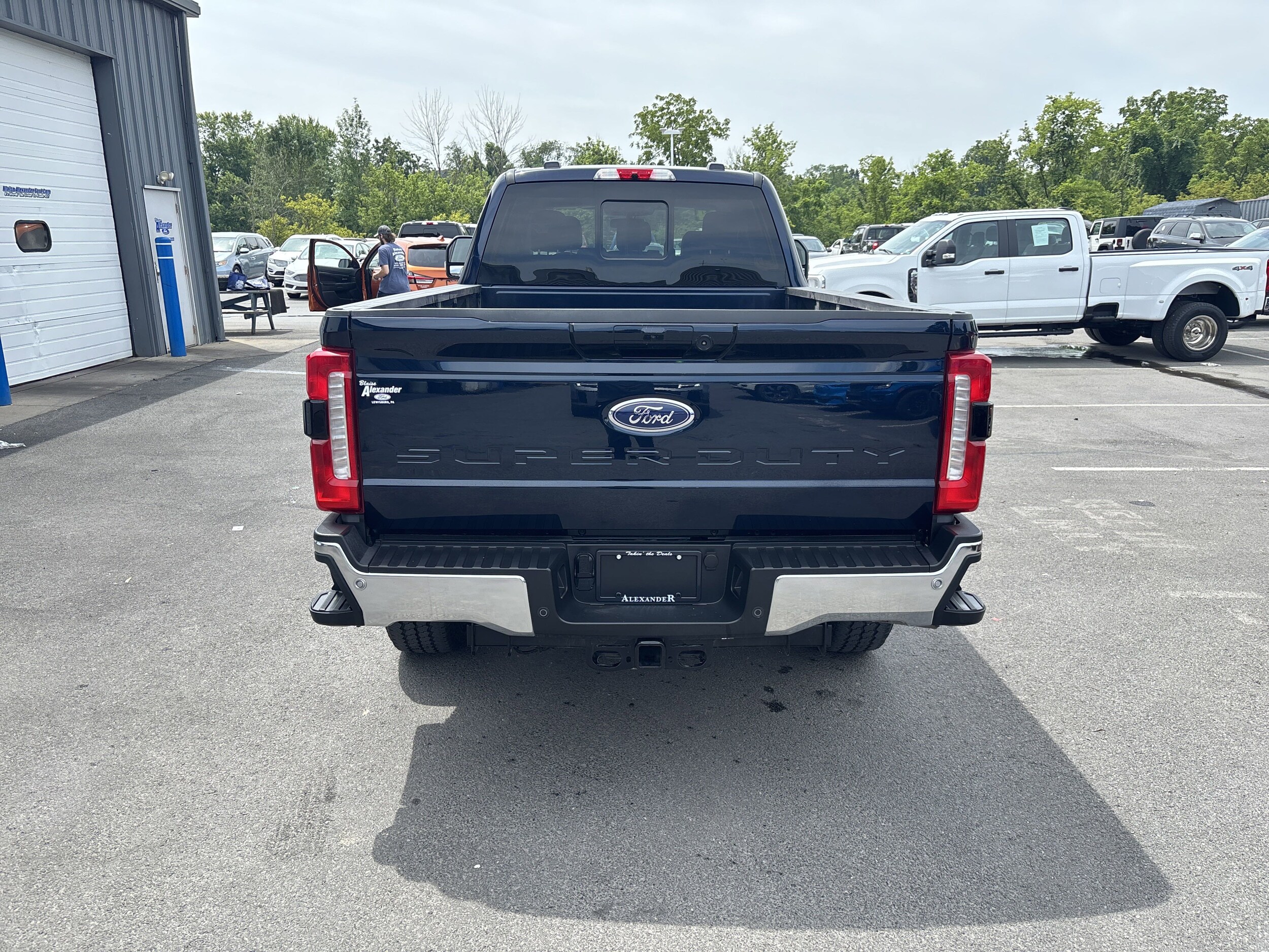 2024 Ford F-350 Lariat photo 4