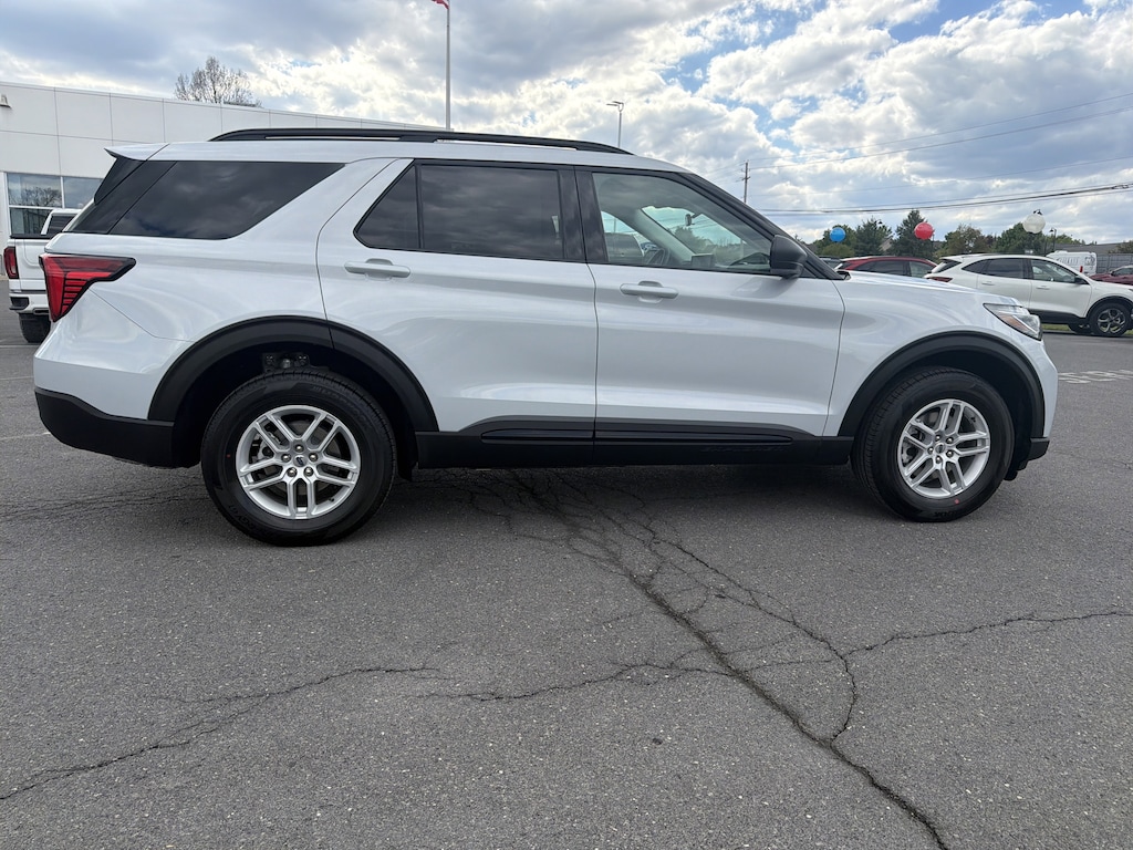 New 2026 Ford Explorer SUV