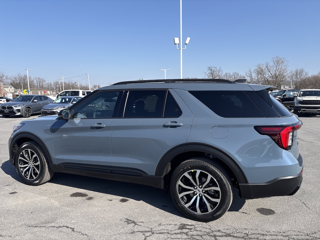 New 2026 Ford Explorer 4DR 4WD ST-Line SUV