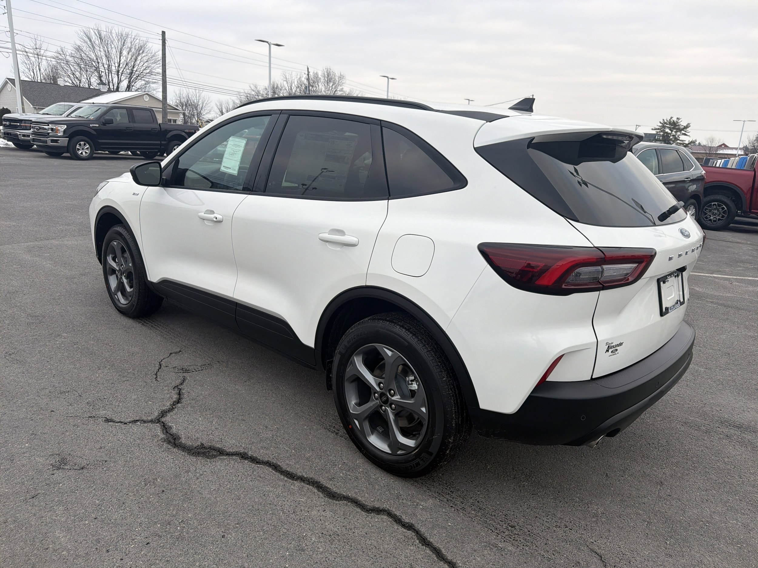2026 Ford Escape ST-Line - Photo 6