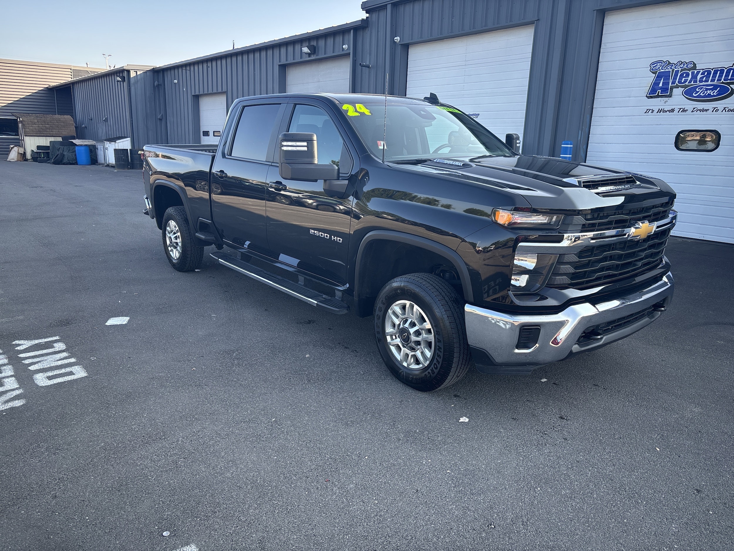 2024 Chevrolet Silverado 2500HD LT's photo
