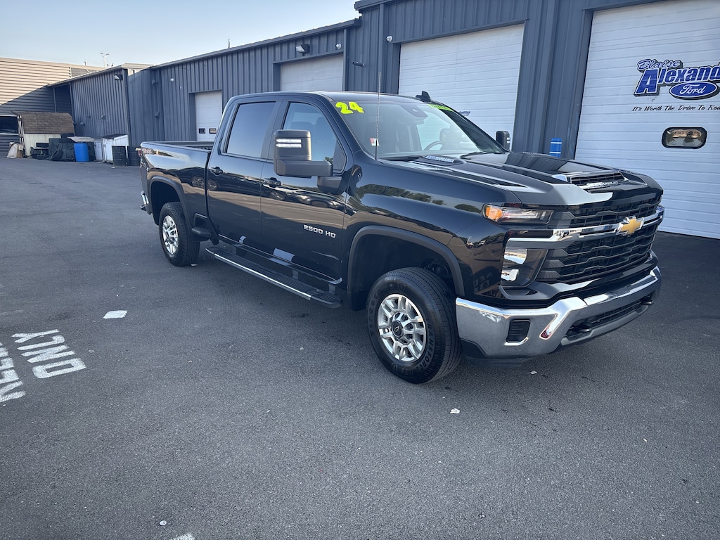 Used 2024 Chevrolet Silverado 2500 HD LT Truck Crew Cab