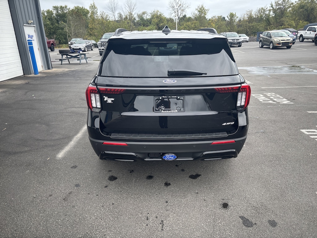 New 2025 Ford Explorer ST-Line SUV