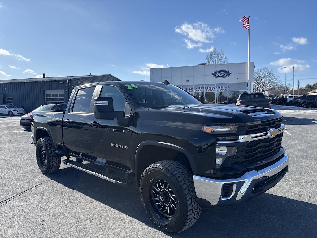 Used 2024 Chevrolet Silverado 2500 HD LT Truck Crew Cab