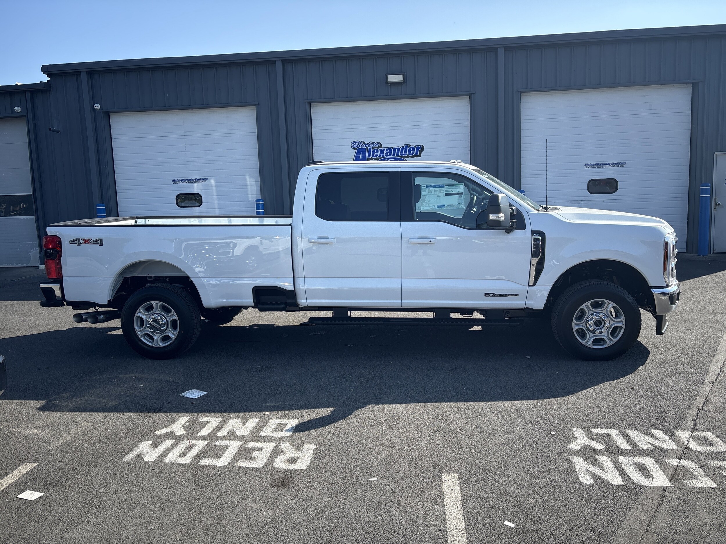 2026 Ford F-250 XLT photo 2