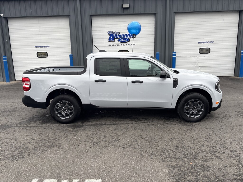 New 2025 Ford Maverick XLT Truck SuperCrew