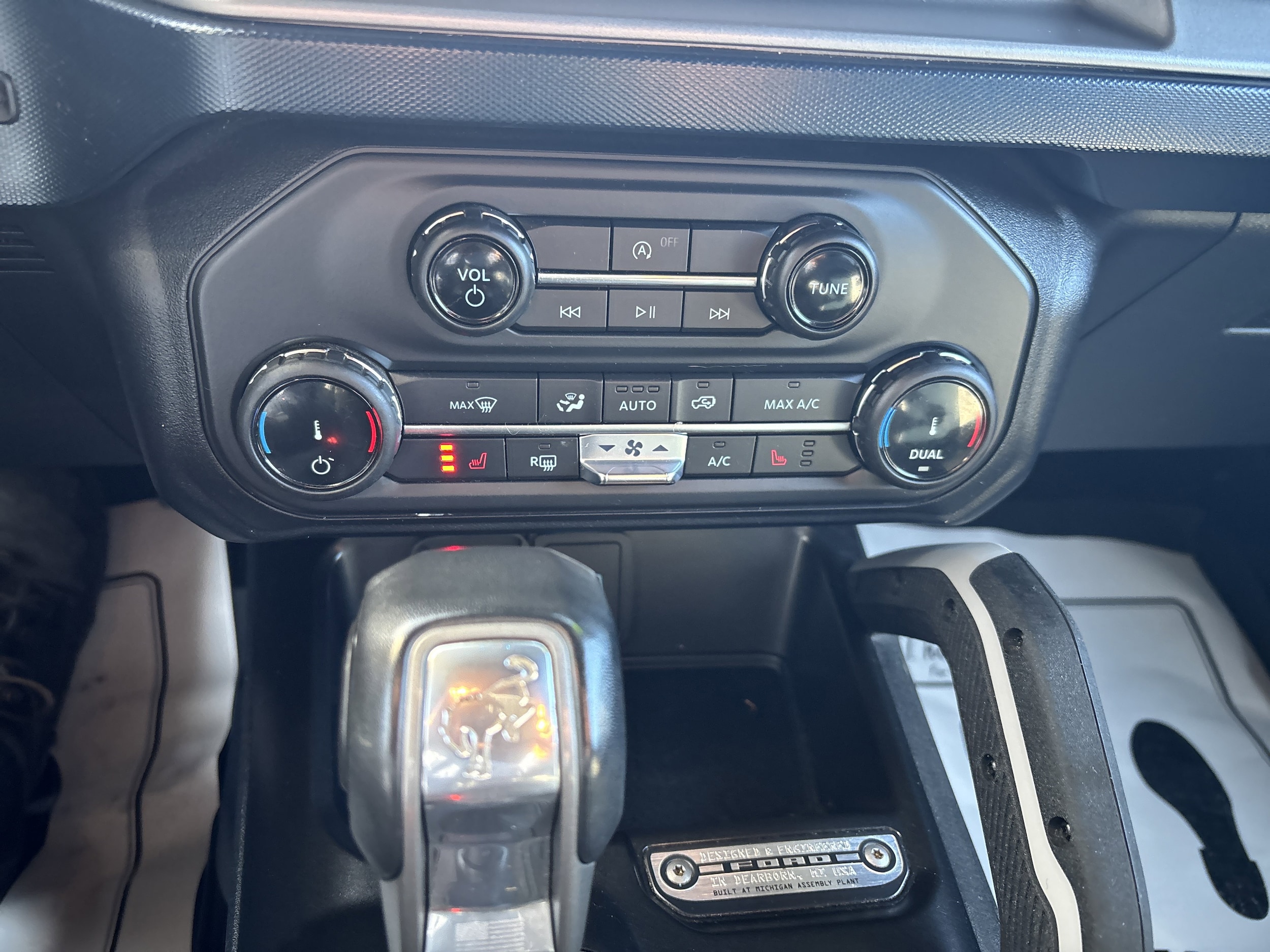 View 25