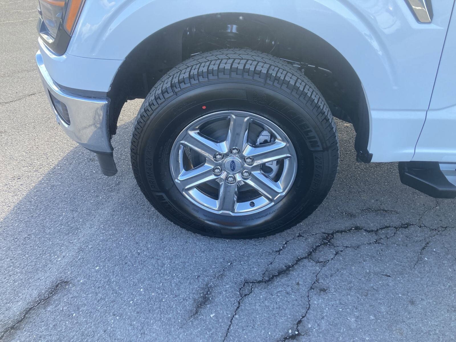 2025 Ford F-150 XLT photo 3