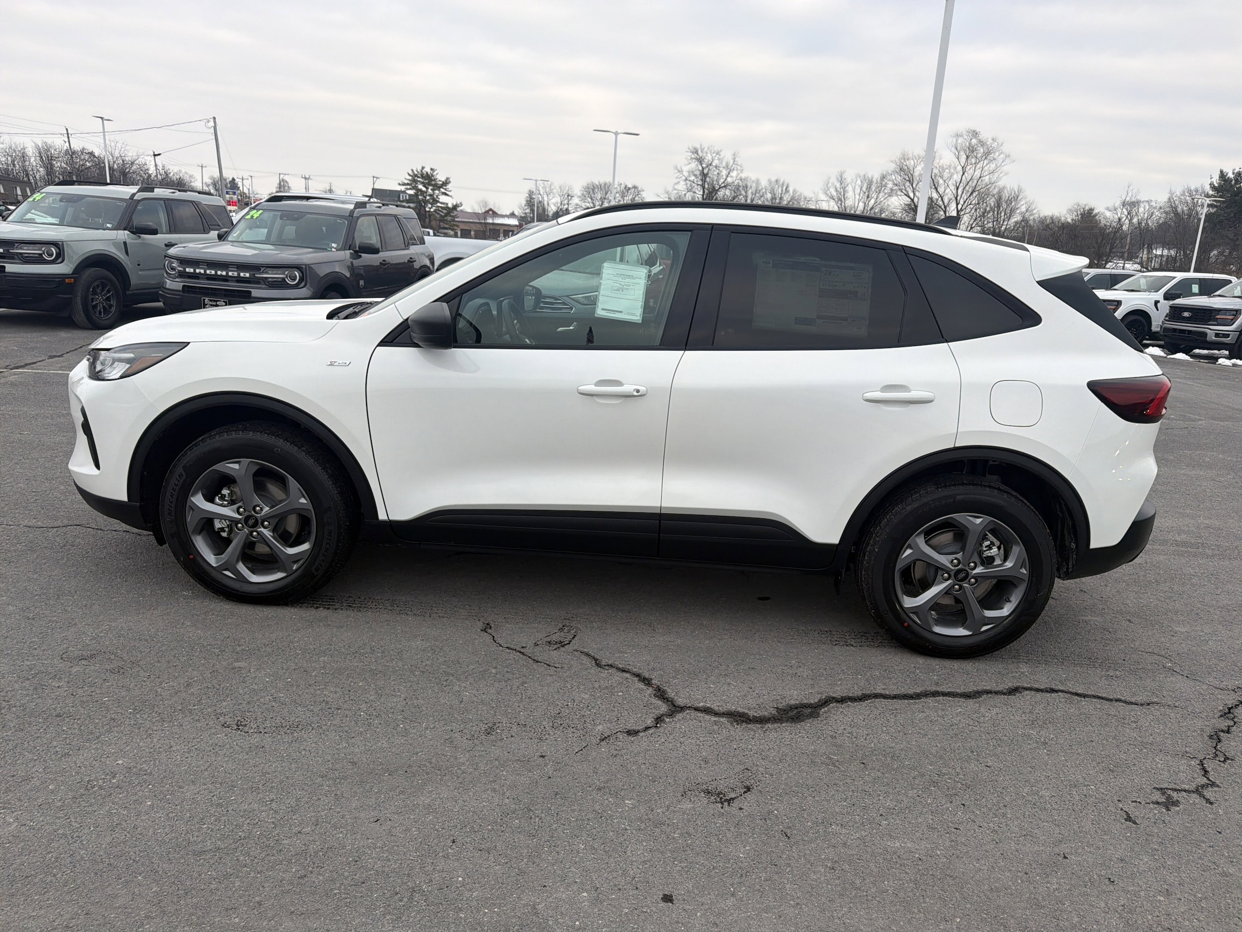 2026 Ford Escape ST-Line - Photo 7