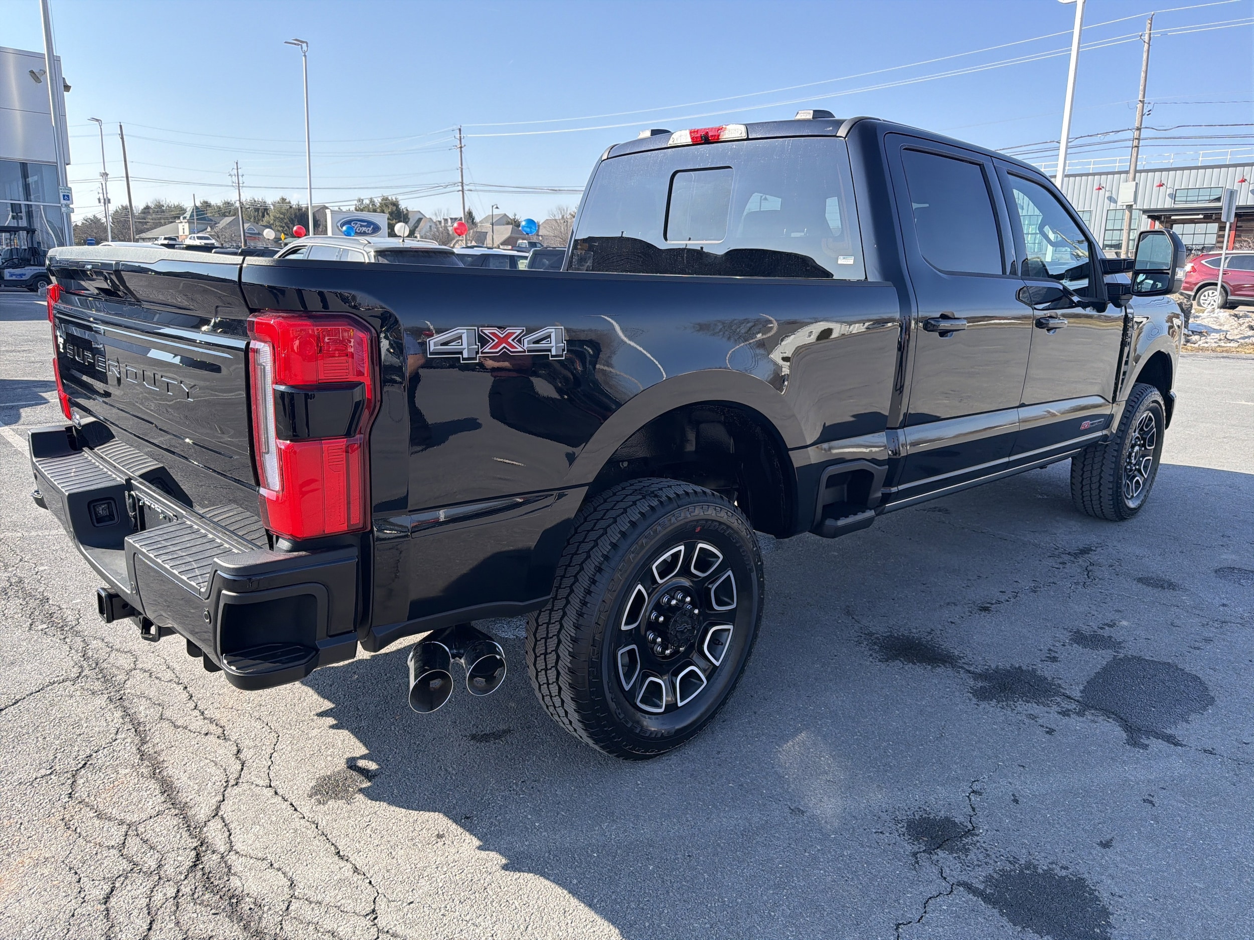 2026 Ford F-250 Super Duty Platinum - Photo 3