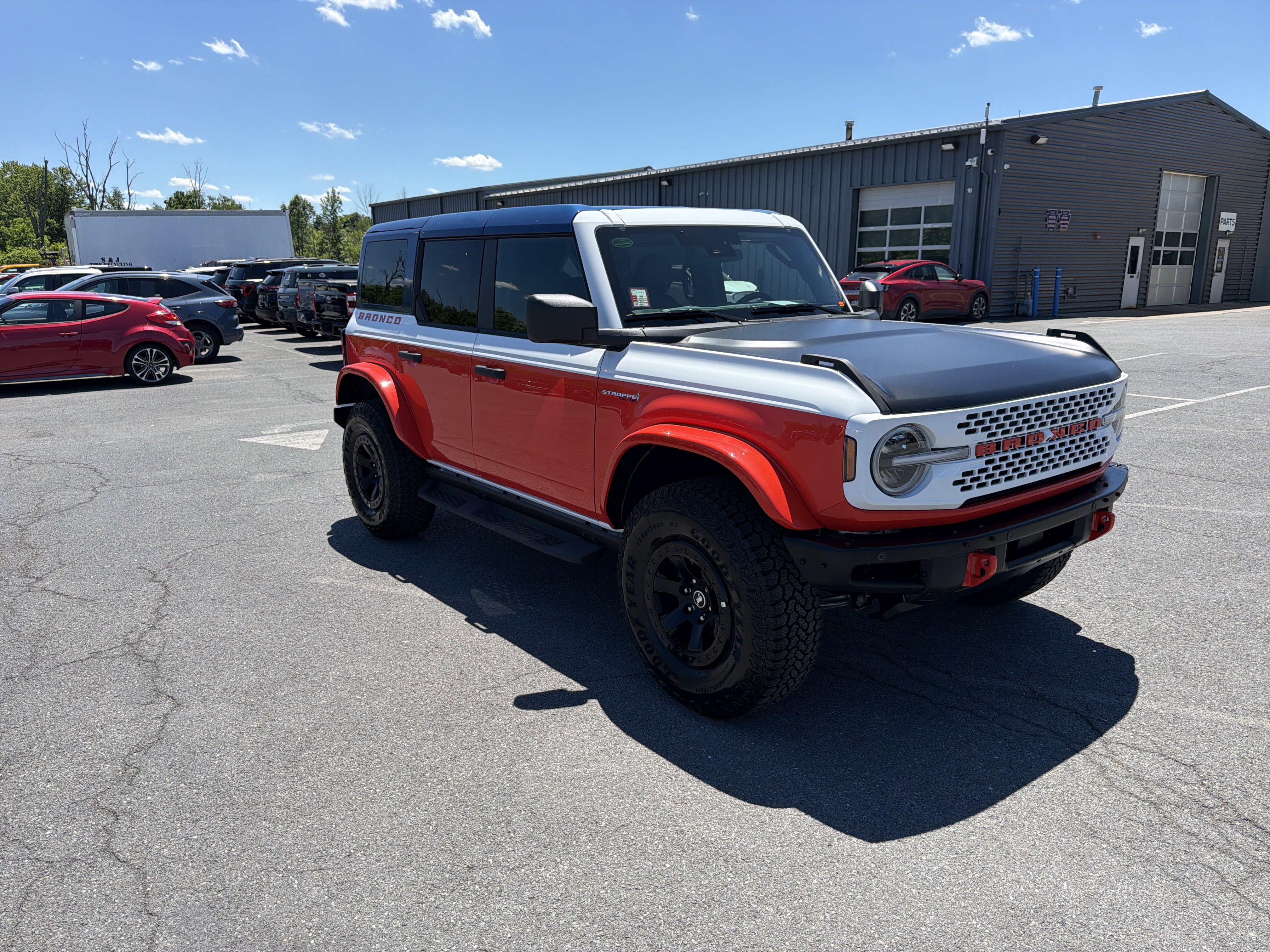 2026 Ford Bronco Stroppe Edition SUV