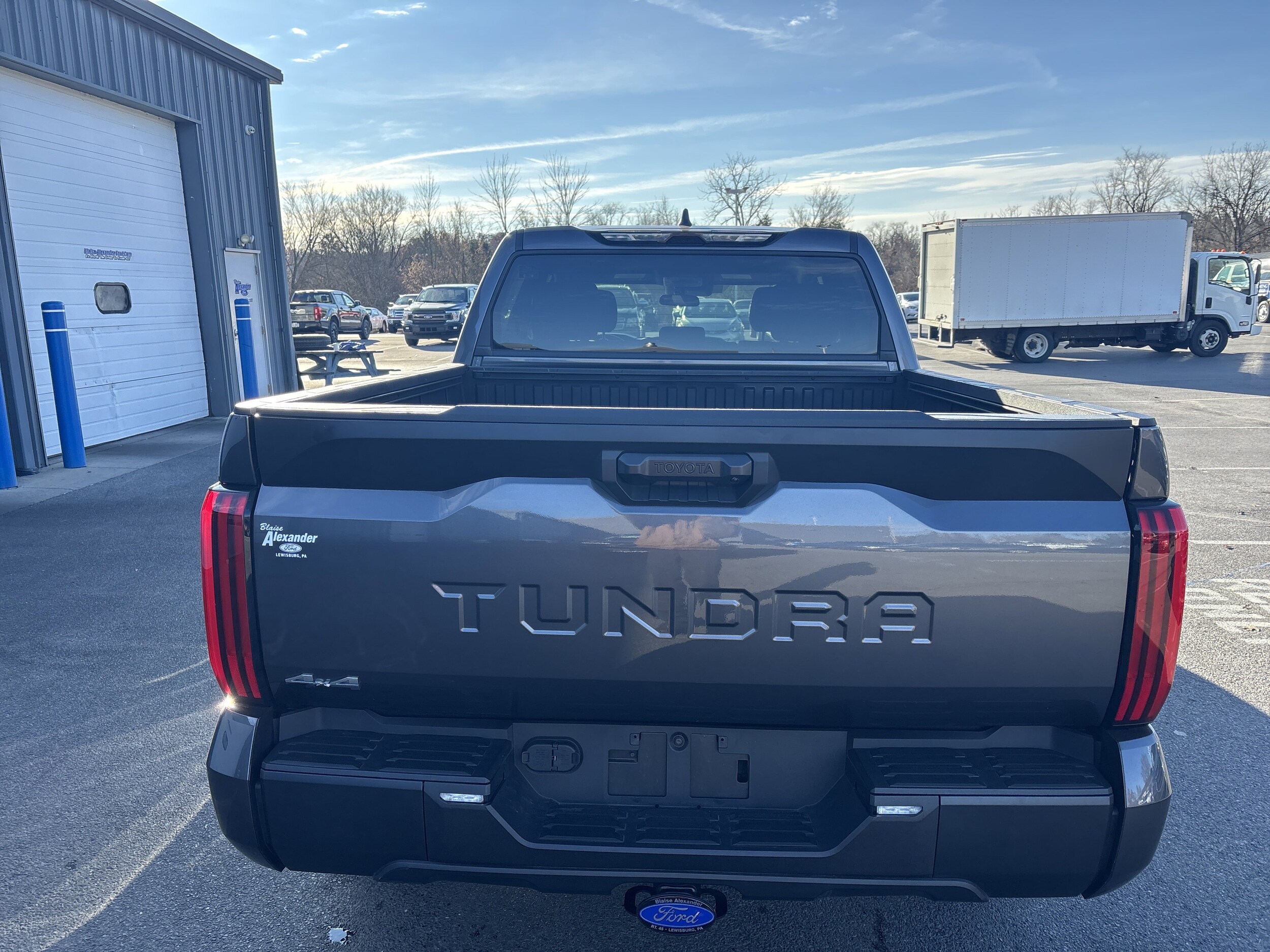 2025 Toyota Tundra SR5 photo 4