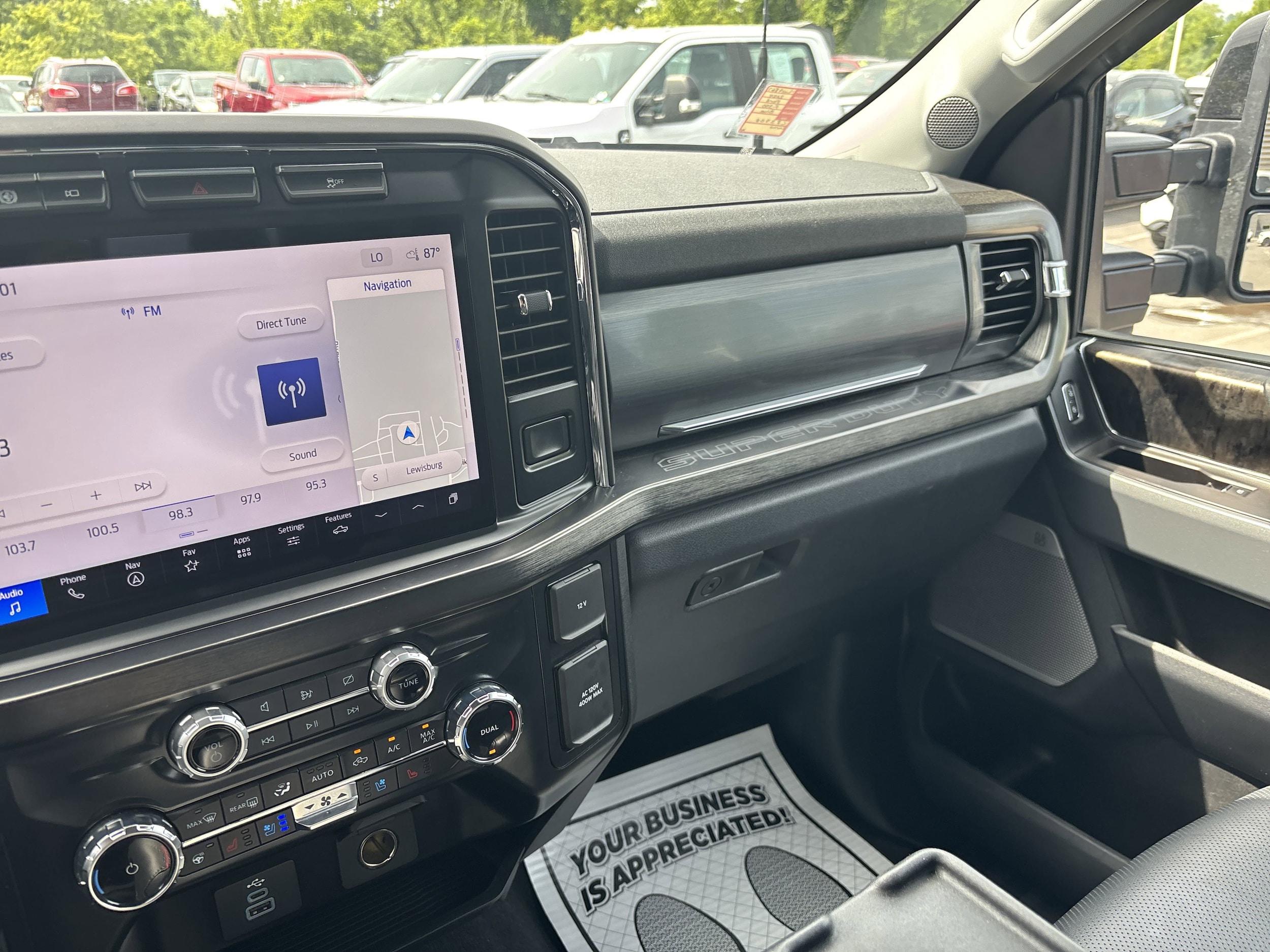 2024 Ford F-350 Super Duty Lariat - Photo 45