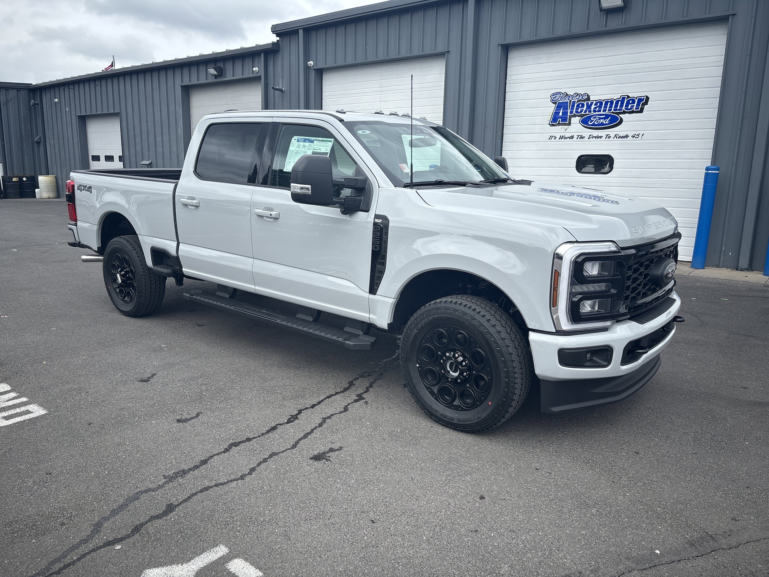 2026 Ford F-250 Super Duty XLT's photo