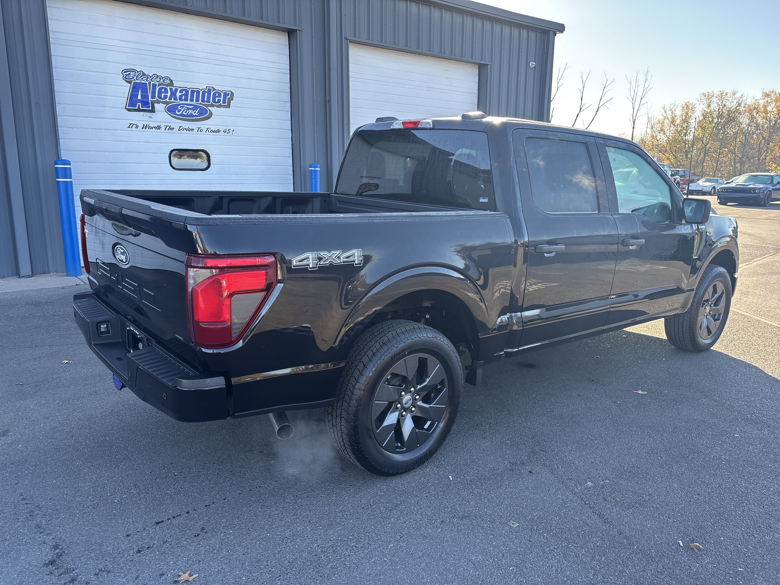 2025 Ford F-150 STX photo 3